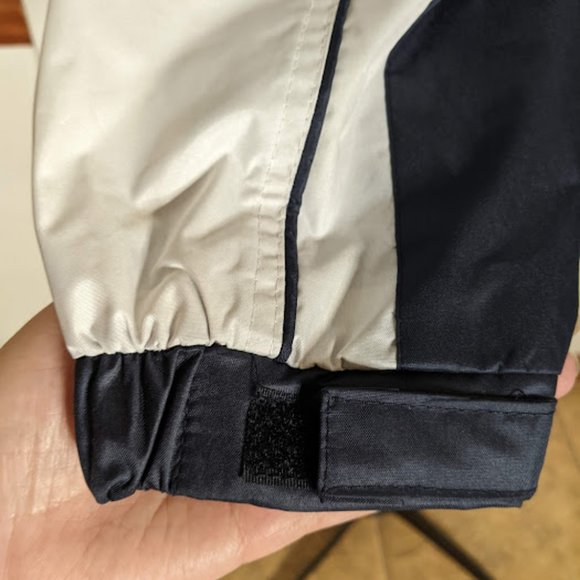 I 5 Apparel Woman's Las Vegas Embroidered Windbreaker Jacket. Size L. - Picture 5 of 13